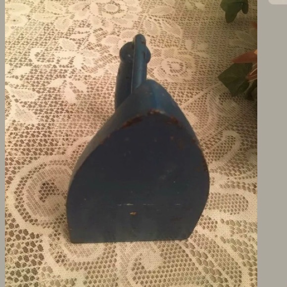 Vtg Wedgwood Blue Metal Clothes Iron Wood Handle